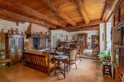 Maison en pierre - 192 m² - 6 pièces