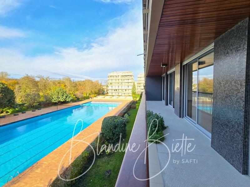 Appartement - 119 m² - 5 pièces