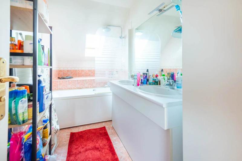 Maison - 162 m² - 7 pièces