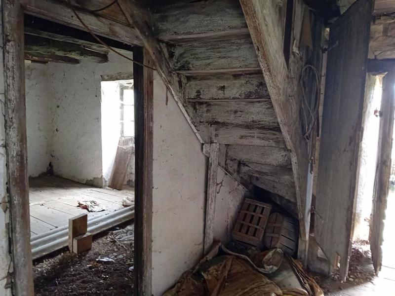 Maison - 250 m² - 6 pièces