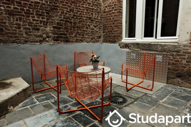 Chambre - 13 m² - 1 pièce