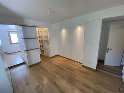 Maison - 60 m² - 3 pièces