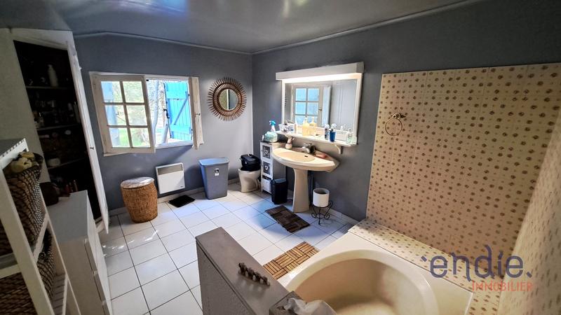 Maison - 183 m² - 6 pièces