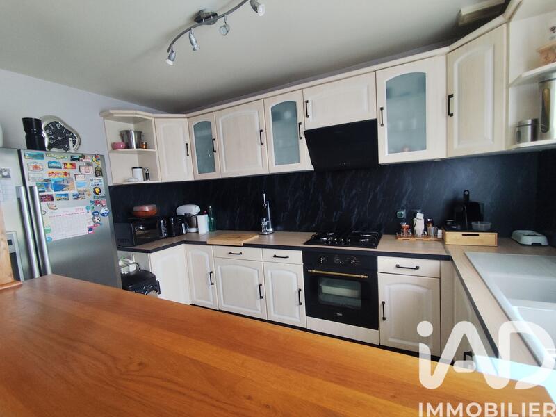 Maison - 80 m² - 5 pièces