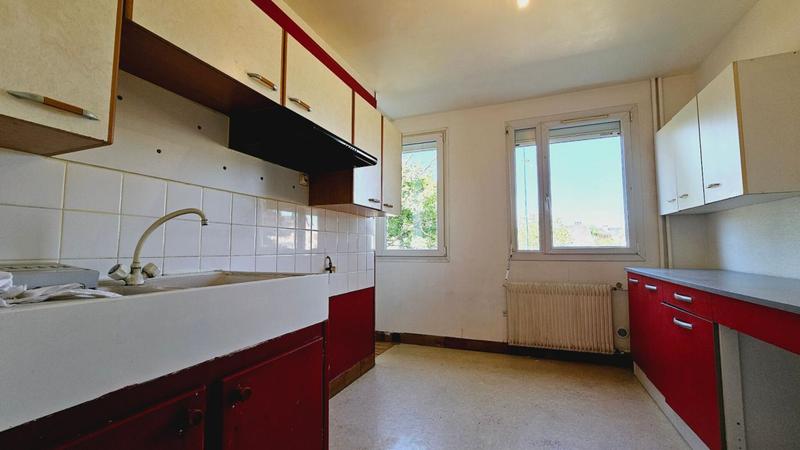 Appartement - 86 m² - 4 pièces