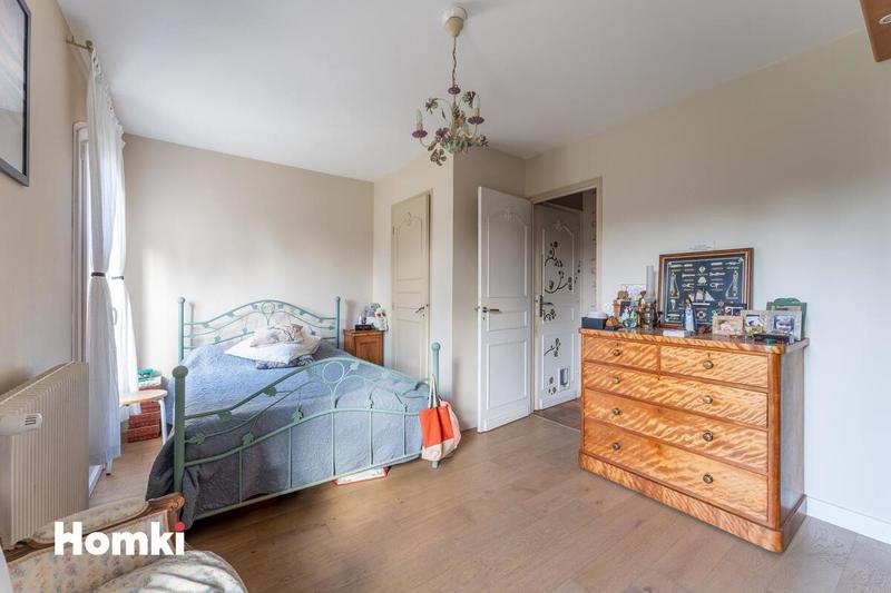 Maison - 171 m² - 8 pièces