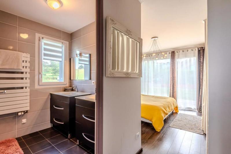 Maison - 143 m² - 4 pièces