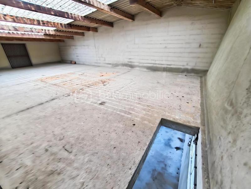 Maison - 500 m² - 6 pièces