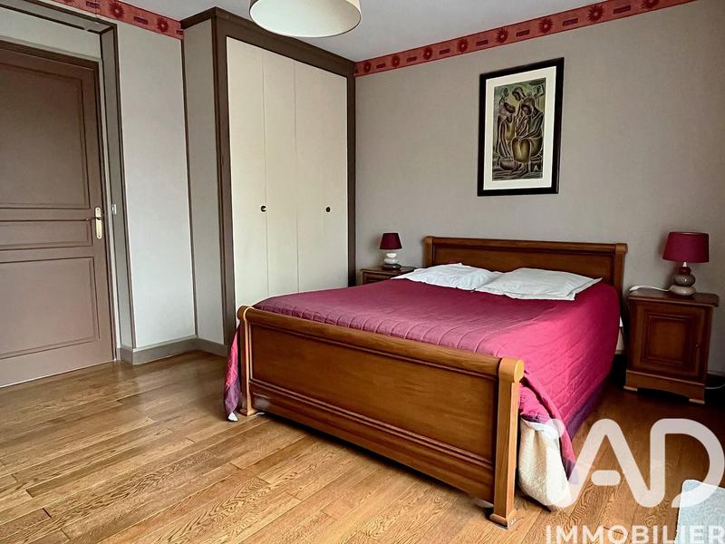 Appartement - 115 m² - 6 pièces