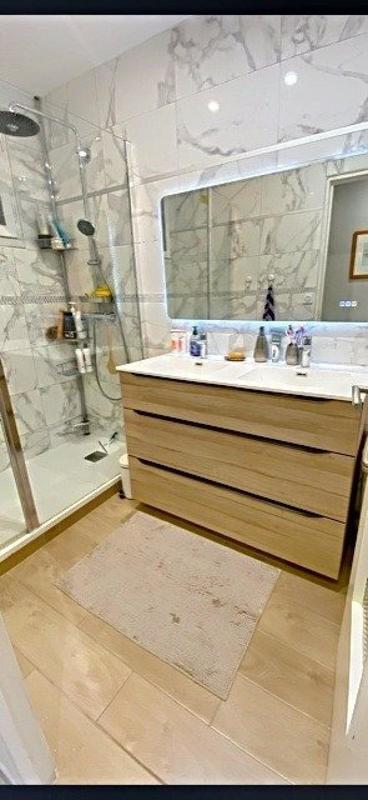 Appartement - 98 m² - 5 pièces