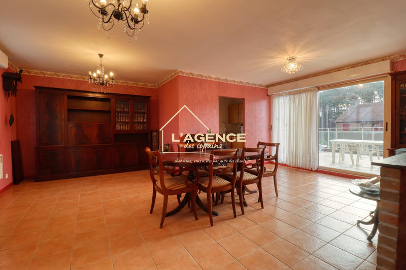 Maison - 186 m² - 6 pièces