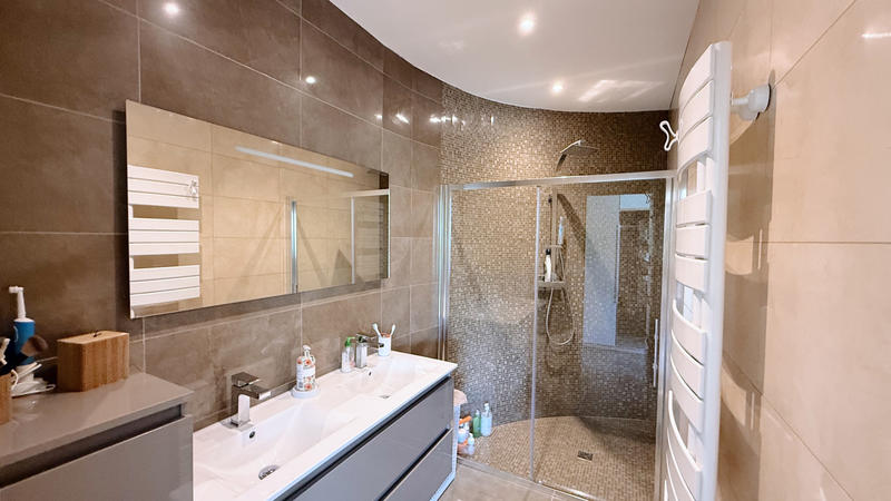 Maison - 128 m² - 5 pièces