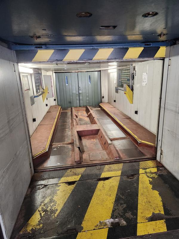 Parking / Garage - 12 m²