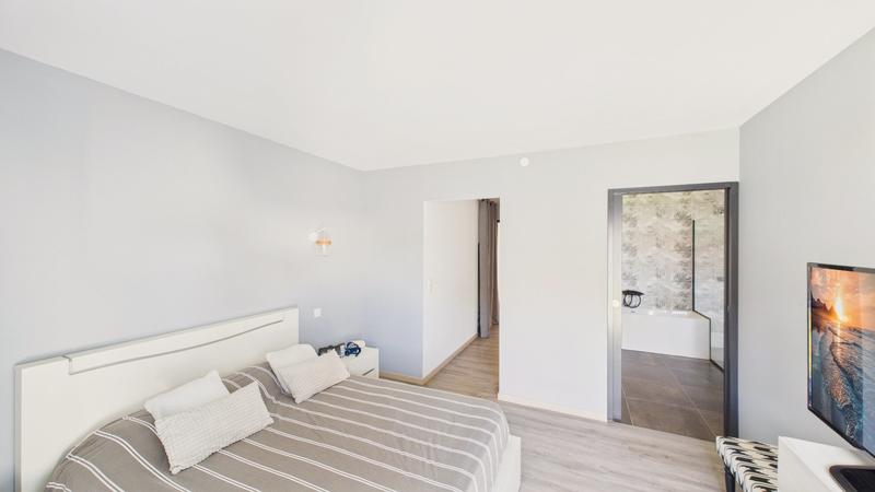 Maison - 155 m² - 6 pièces