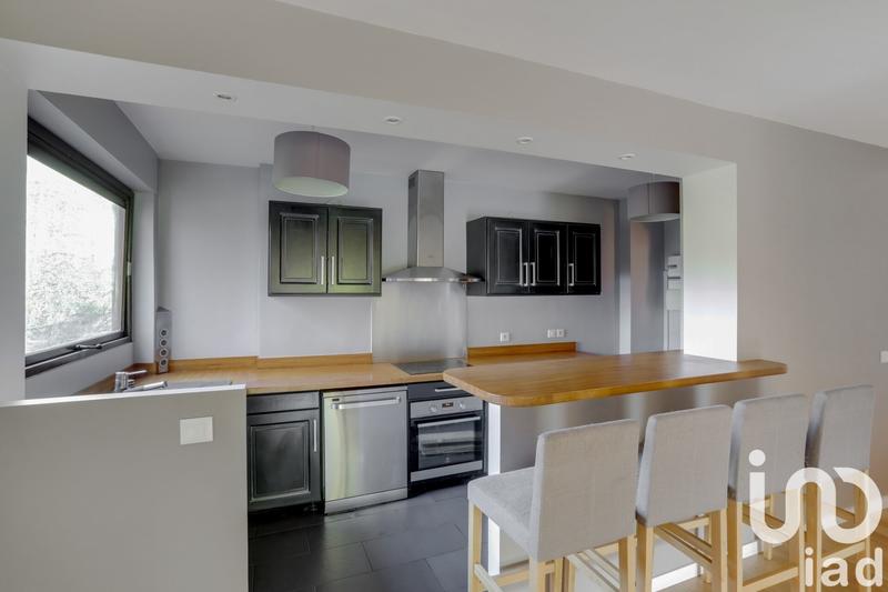 Appartement - 95 m² - 5 pièces