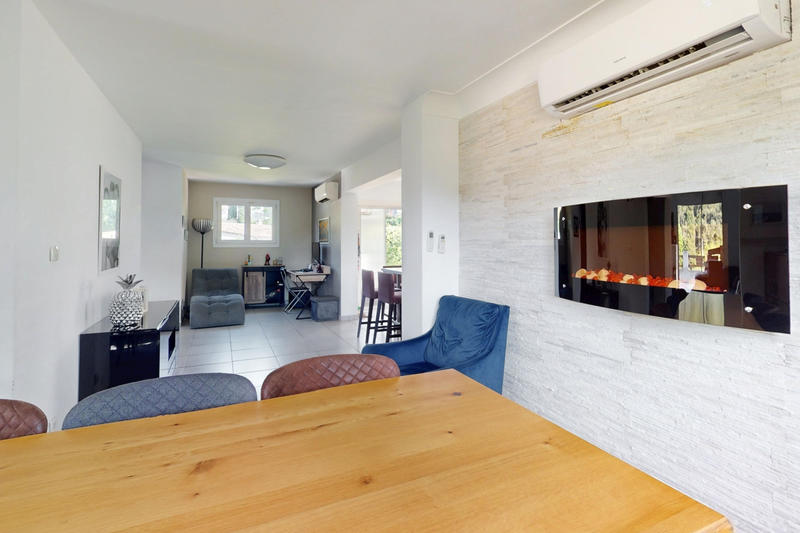 Maison - 190 m² - 6 pièces