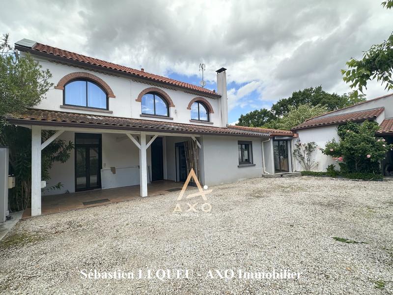 Maison - 174 m² - 5 pièces