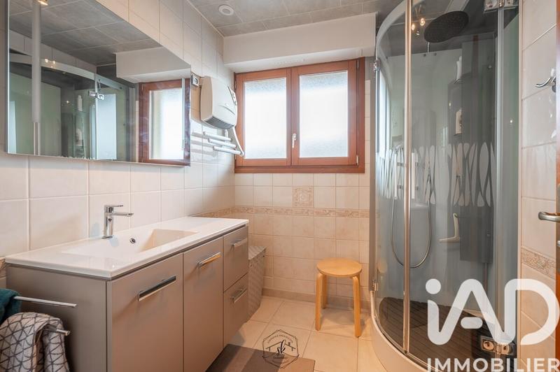 Maison - 94 m² - 6 pièces
