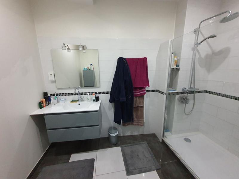 Immeuble - 305 m² - 9 pièces