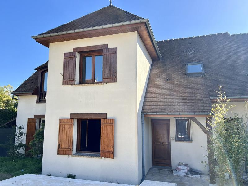 Maison - 199 m² - 7 pièces