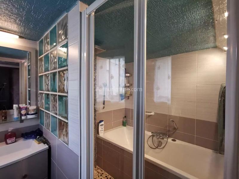 Maison - 83 m² - 5 pièces