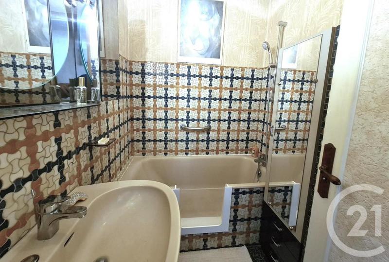 Appartement - 67 m² - 4 pièces