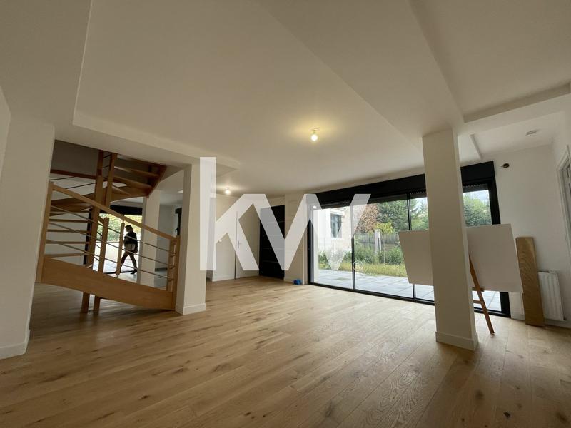 Maison de ville - 115 m² - 5 pièces