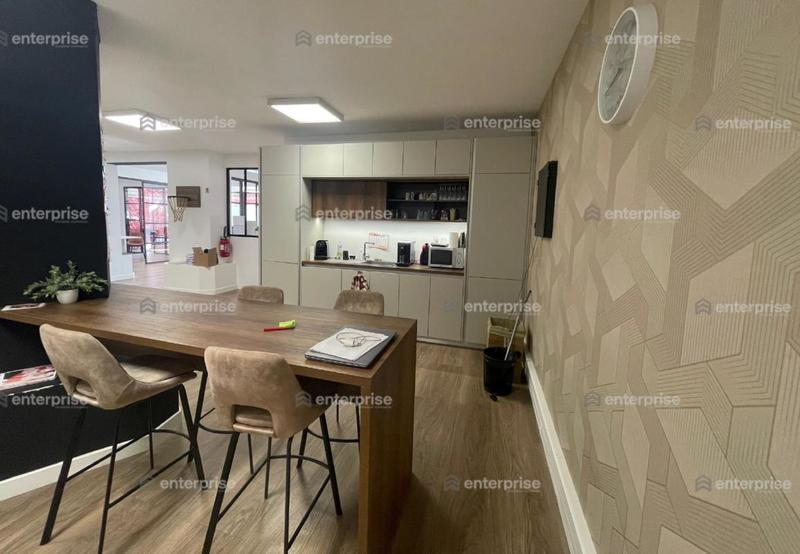 Local commercial - 230 m²