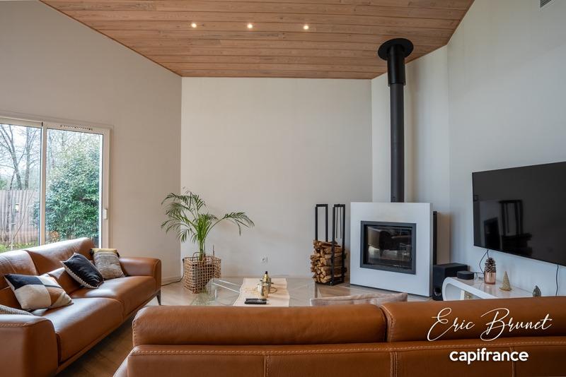 Maison - 142 m² - 6 pièces