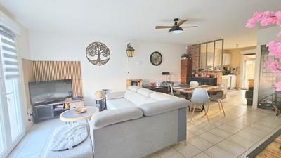 Maison - 81 m² - 4 pièces