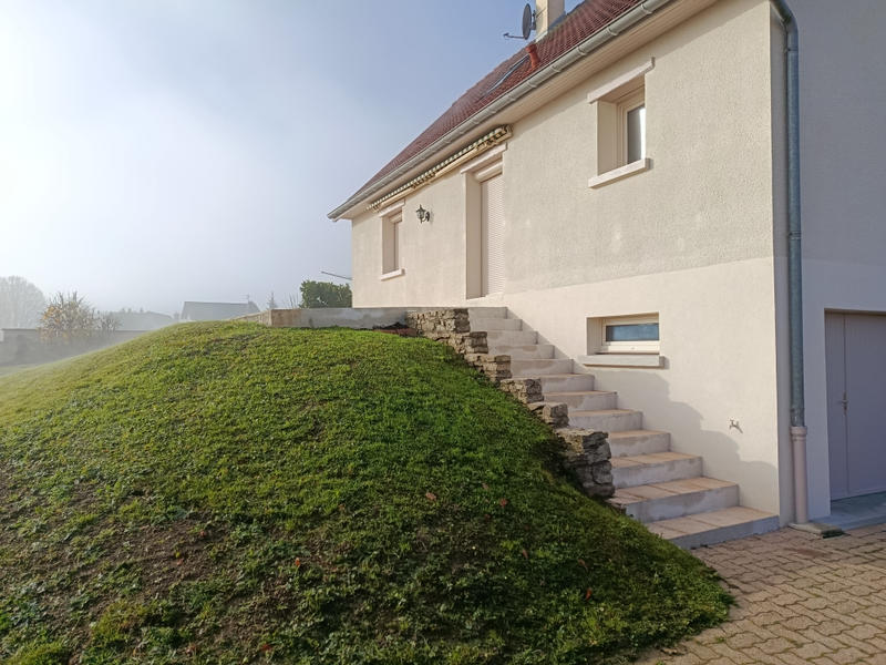 Demeure - 126 m² - 6 pièces