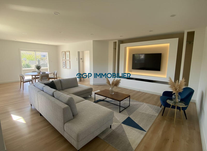 Maison - 140 m² - 4 pièces