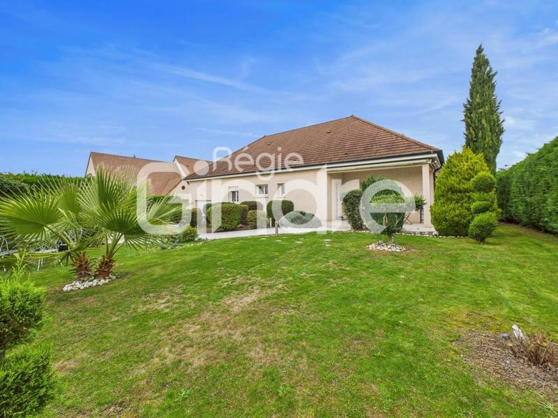 Maison - 120 m² - 5 pièces