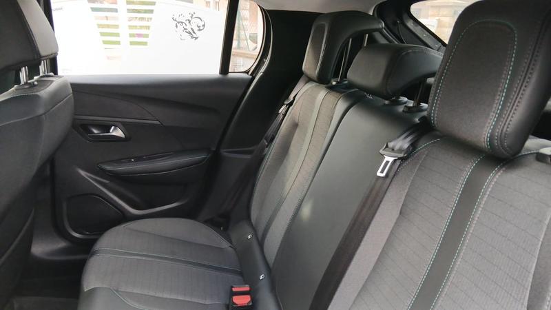 Peugeot 208 II 1.5 BlueHDi 100 Allure Pack