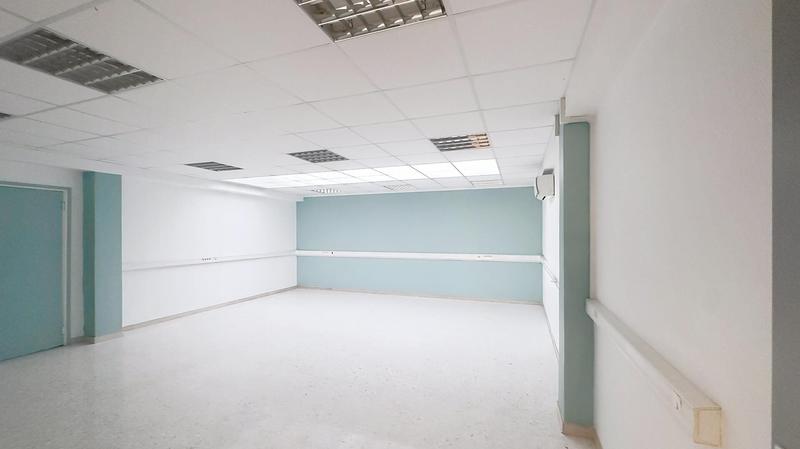 Local commercial - 280 m² - 8 pièces