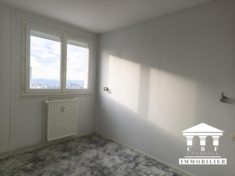 Appartement - 77 m² - 4 pièces