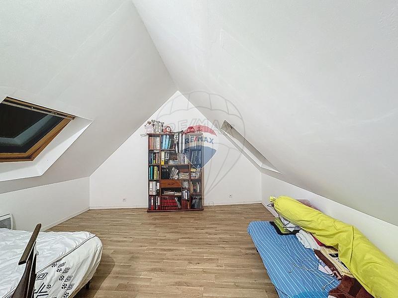 Maison - 98 m² - 4 pièces