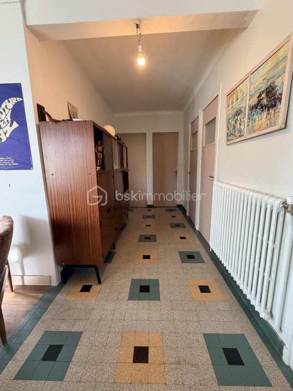 Maison - 160 m² - 8 pièces