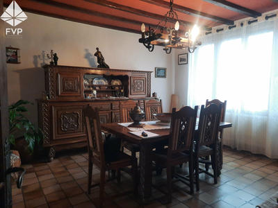 Maison - 99 m² - 4 pièces
