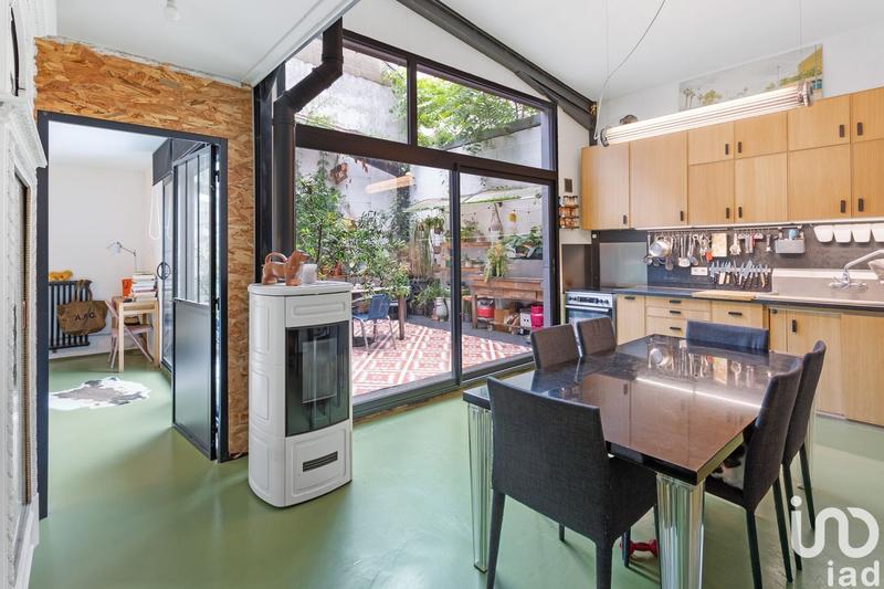 Local commercial - 277 m²