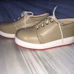 Les Pieds Dans l'Eau