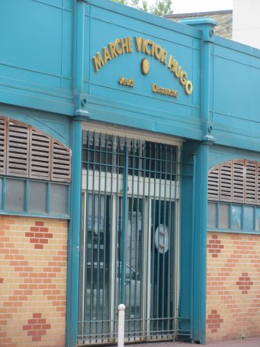 La marché Victor Hugo