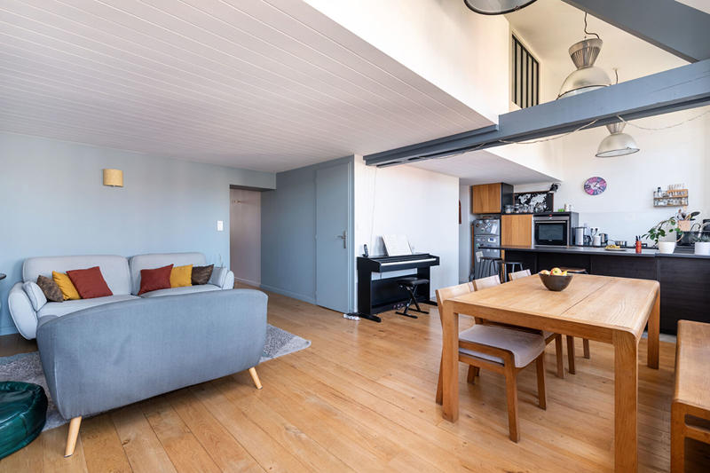 Appartement - 101 m² - 4 pièces