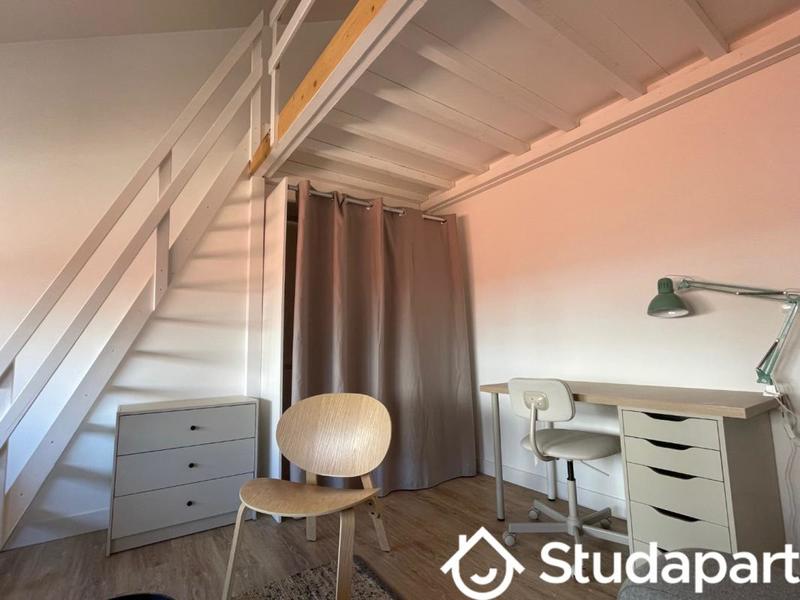 Chambre - 15 m² - 1 pièce