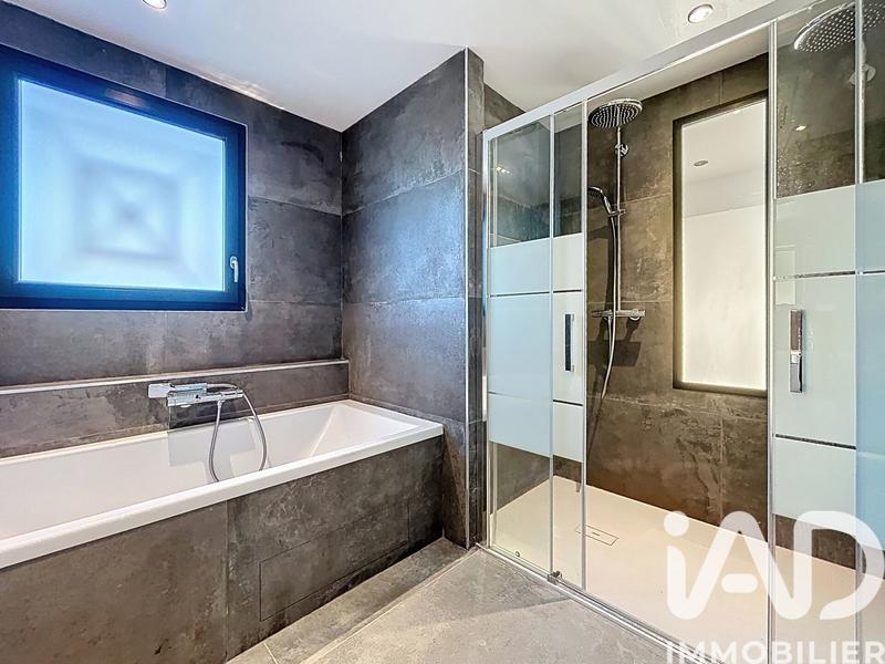 Maison - 147 m² - 5 pièces