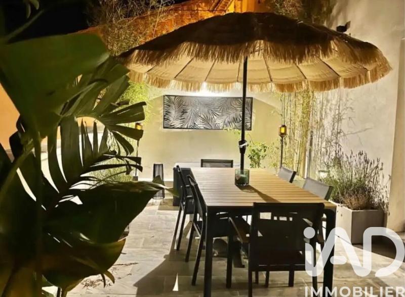 Maison - 180 m² - 6 pièces