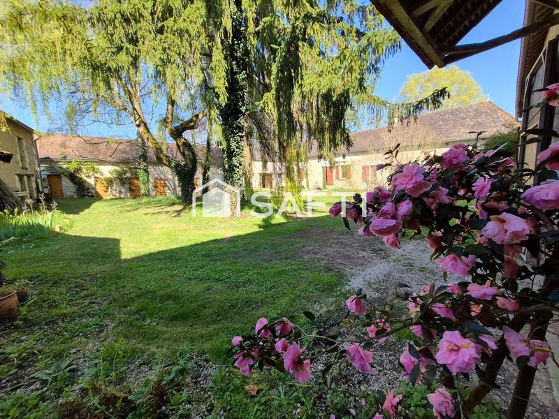 Maison - 265 m² - 10 pièces