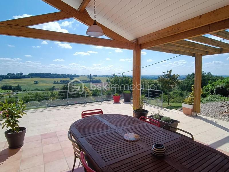 Maison d'architecte - 220 m² - 7 pièces