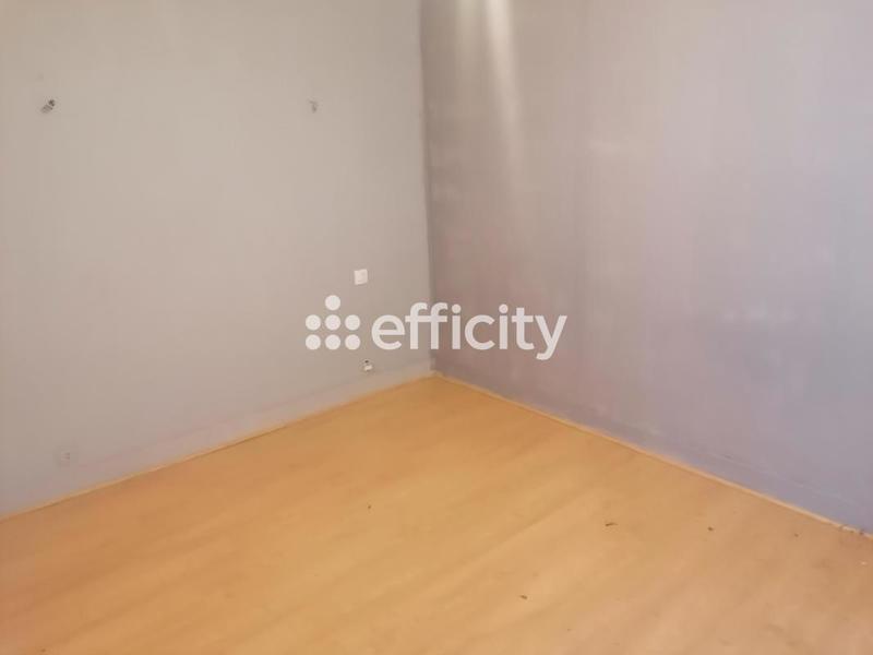 Maison - 85 m² - 5 pièces