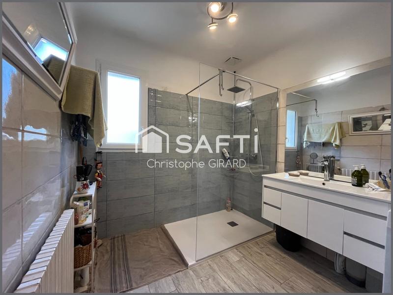 Villa - 100 m² - 4 pièces